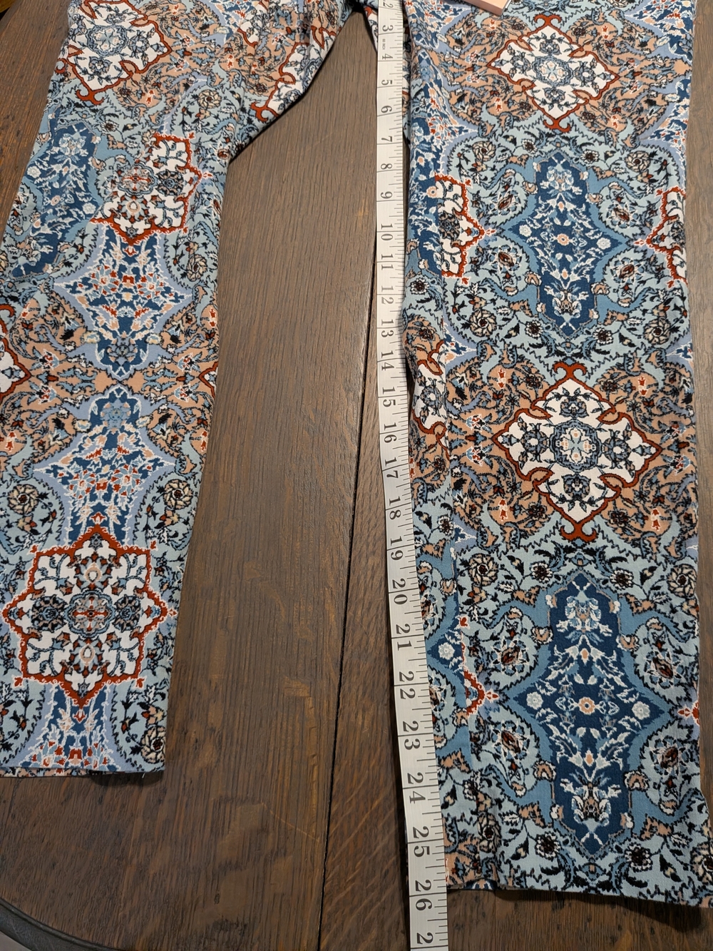 Chico's Multi Print Pull On Pants Dressy Casual Resortwear - Picture 5 of 7